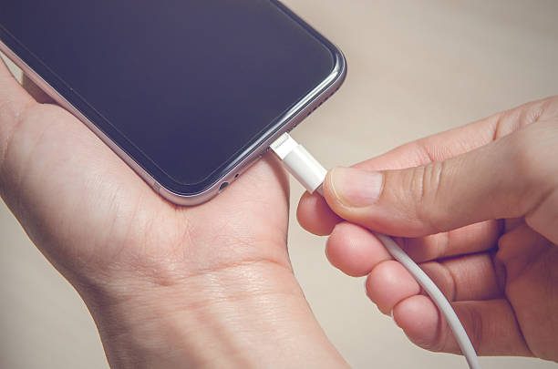 HOW TO HAVE A HEALTHY PHONE BATTERY LIFE