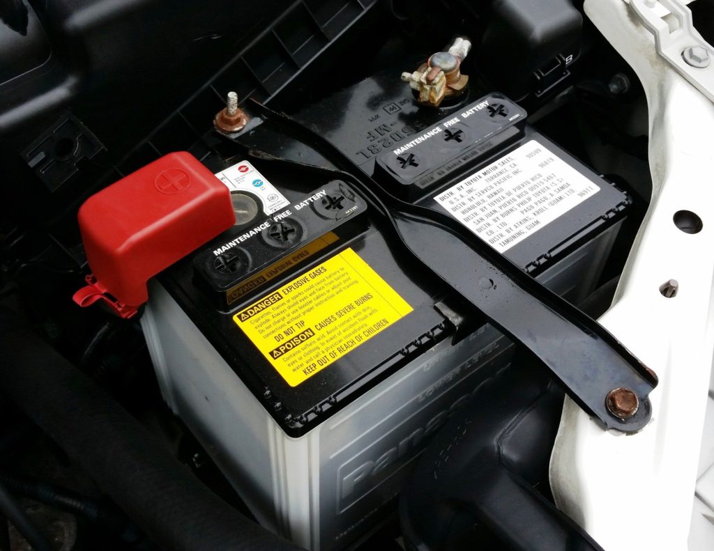 How dynamo works for car battery charging system