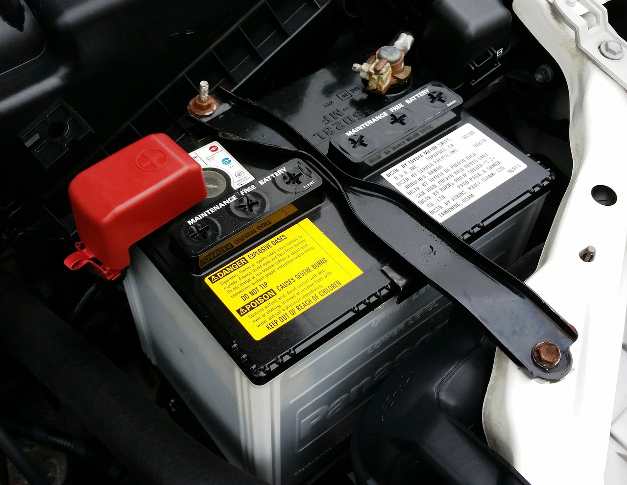 Car Batteries And How Many amps They are