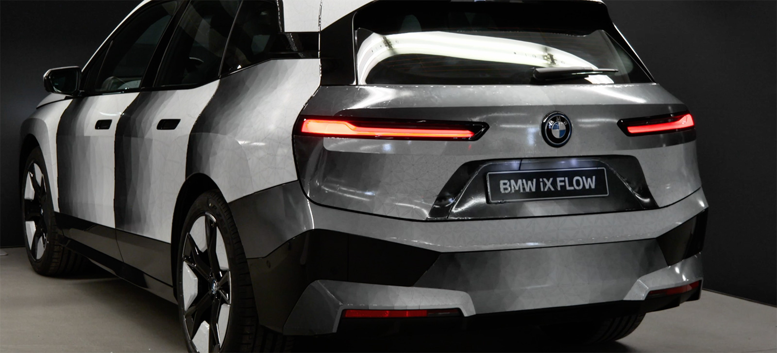 World's First Car That Can Change Color With an App: Here's How