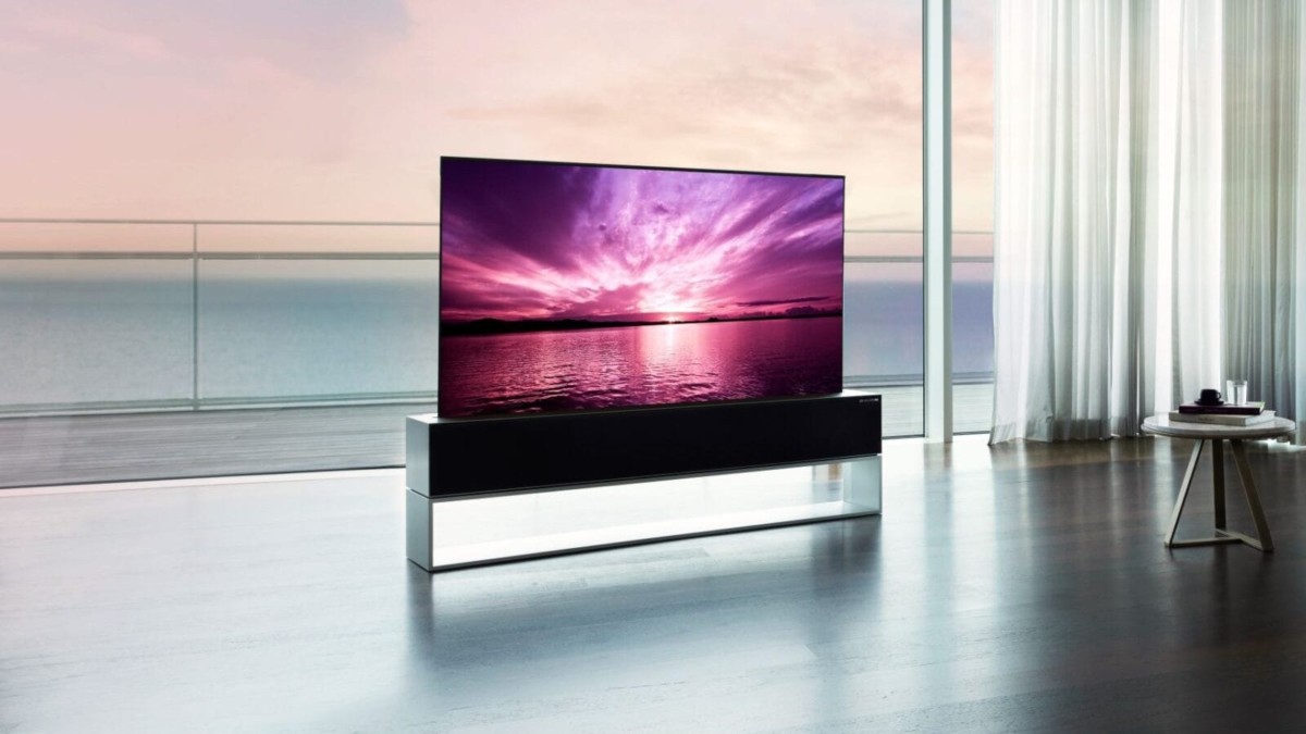 A Closer Look into LG's Mind-blowing Rollable TV