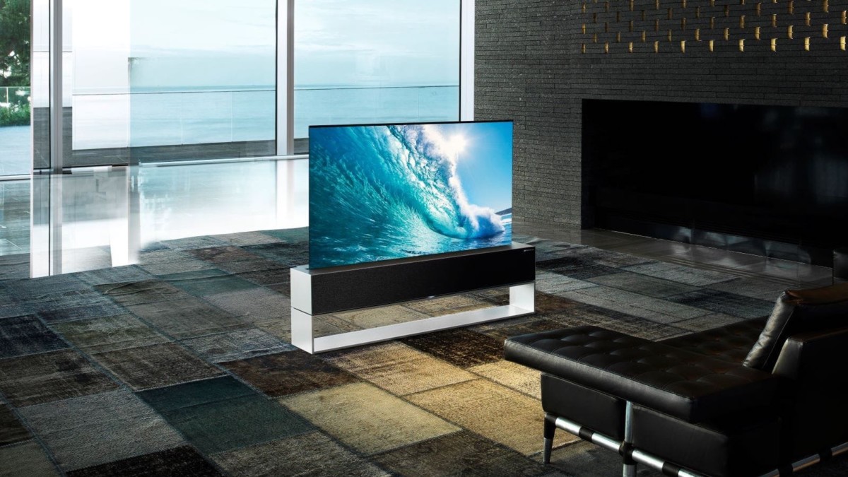 A Closer Look into LG's Mind-blowing Rollable TV